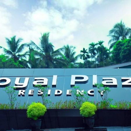 Hotel Royal Plaza Residency Cheruppulasseri Exteriér fotografie